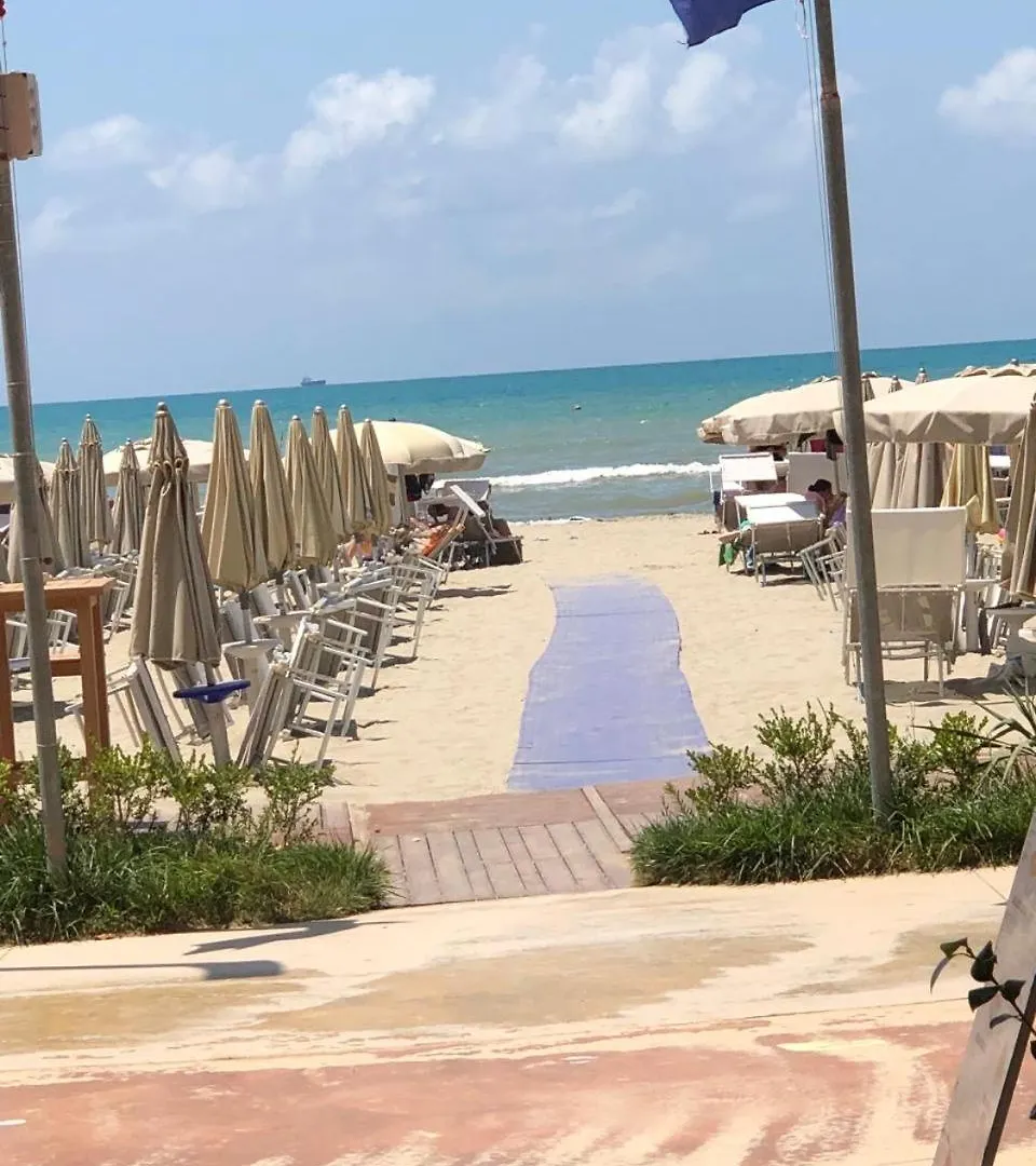 Beach Home Retreat Durrës